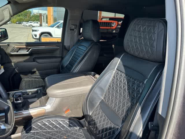 2023 Chevrolet Silverado 1500 4WD Crew Cab Short Bed RST