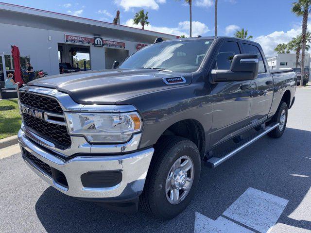 2024 RAM 2500 Tradesman Crew Cab 4x4 64 Box