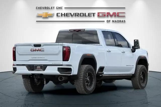 2026 GMC Sierra 2500HD Crew Cab, Standard Bed, Denali, 4WD