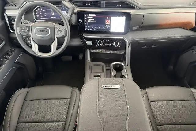 2026 GMC Sierra 2500HD Crew Cab, Standard Bed, Denali, 4WD