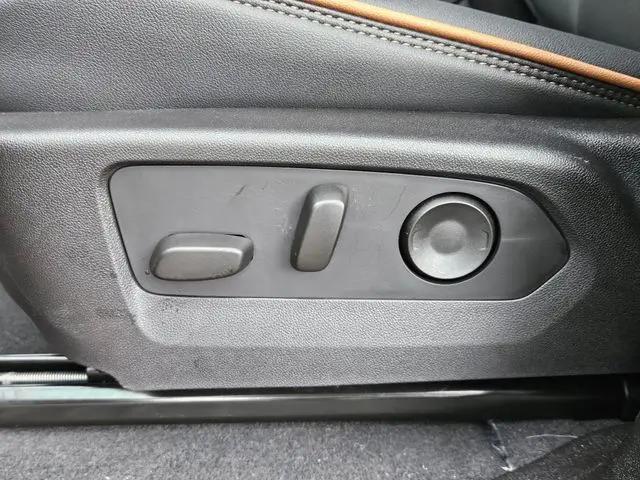 2026 GMC Canyon AT4, 4WD