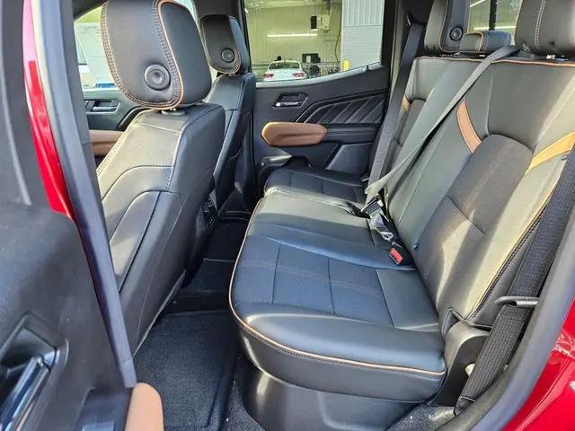2026 GMC Canyon AT4, 4WD