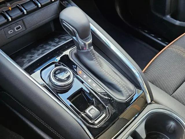 2026 GMC Canyon AT4, 4WD