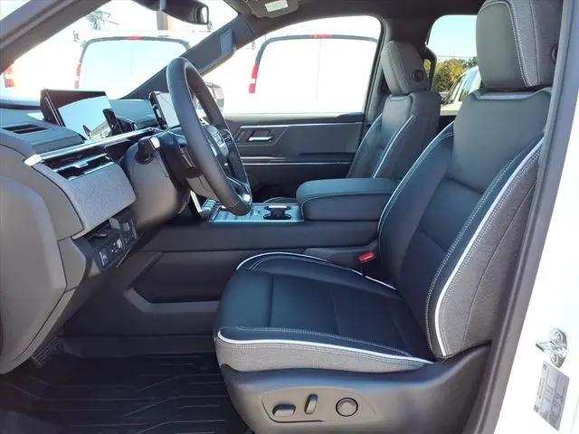 2026 GMC Sierra Standard Range Elevation