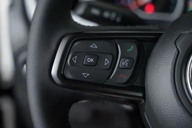 2025 Jeep Wrangler 4-Door Summit 4x4