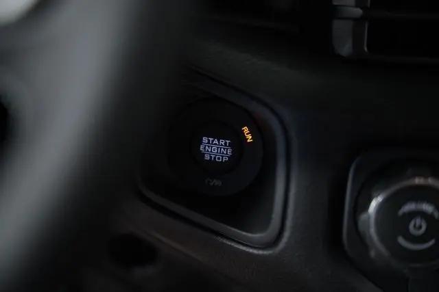 2025 Jeep Wrangler 4-Door Summit 4x4