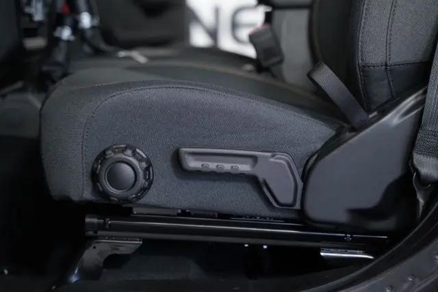 2025 Jeep Wrangler 4-Door Summit 4x4