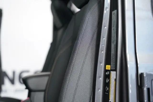 2025 Jeep Wrangler 4-Door Summit 4x4