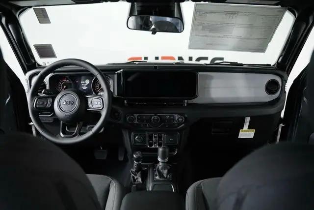 2025 Jeep Wrangler 4-Door Summit 4x4