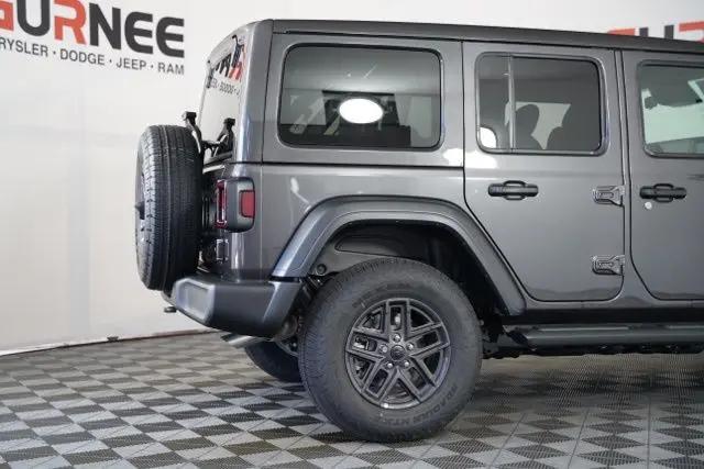 2025 Jeep Wrangler 4-Door Summit 4x4