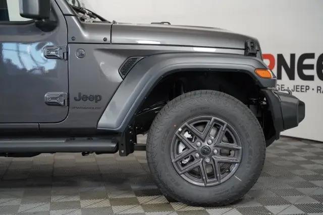 2025 Jeep Wrangler 4-Door Summit 4x4
