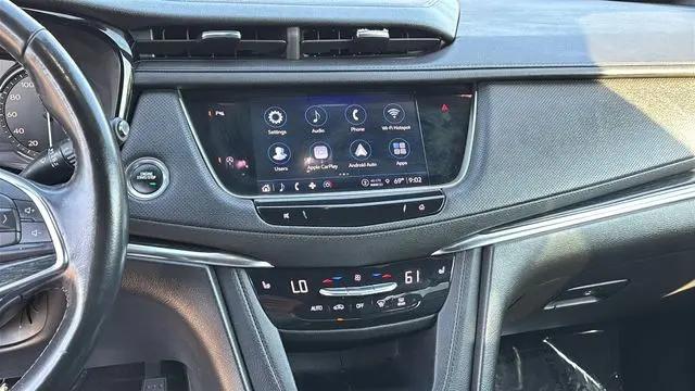 2022 Cadillac XT5 AWD Premium Luxury