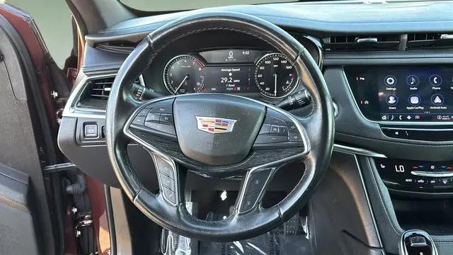 2022 Cadillac XT5 AWD Premium Luxury