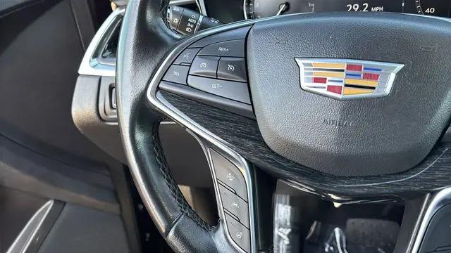 2022 Cadillac XT5 AWD Premium Luxury