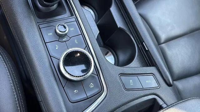 2022 Cadillac XT5 AWD Premium Luxury