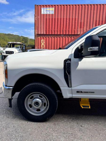2023 Ford F-350 XL