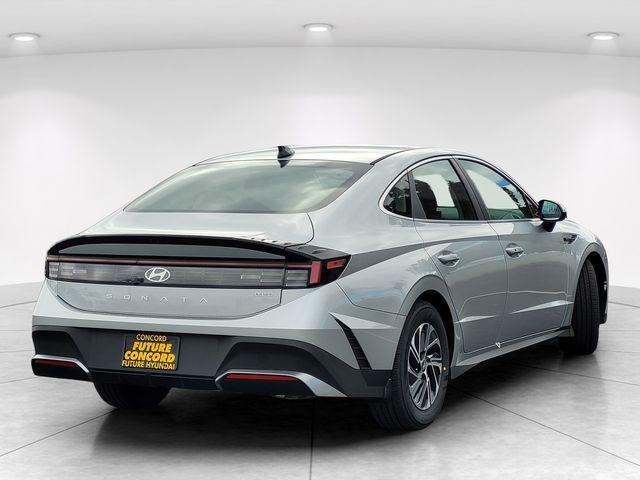 2026 Hyundai Sonata Hybrid Blue