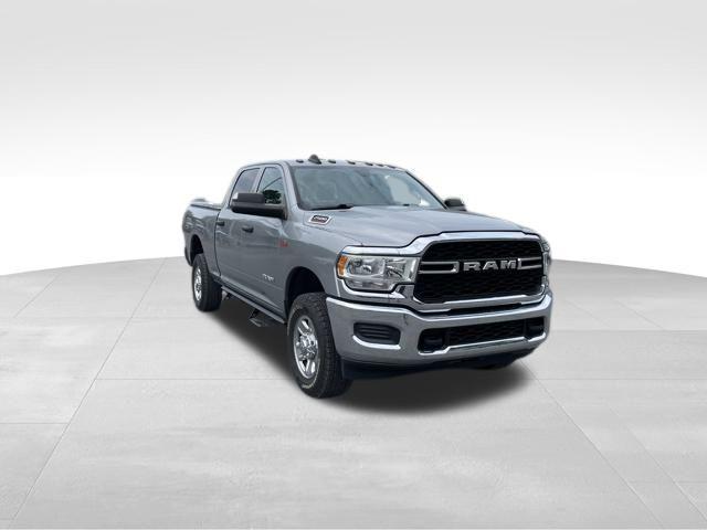 2021 RAM 2500 Tradesman Crew Cab 4x4 64 Box
