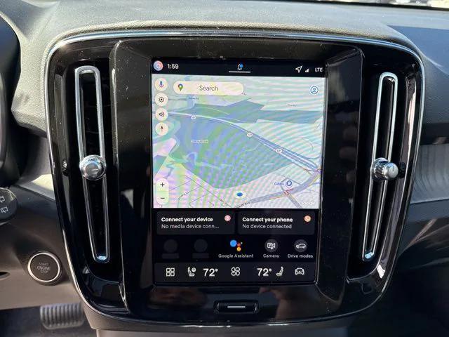 2026 Volvo XC40 Plus, B5 AWD Gas mild hybrid, Dark