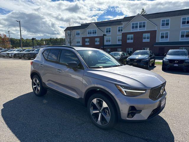 2026 Volvo XC40 Plus, B5 AWD Gas (mild hybrid), Dark for sale in Exeter, NH