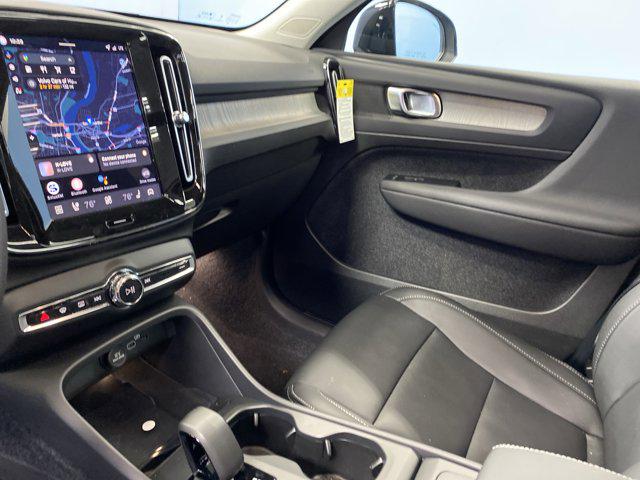 2026 Volvo XC40 B5 Core