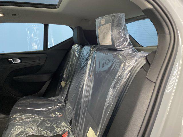 2026 Volvo XC40 B5 Core