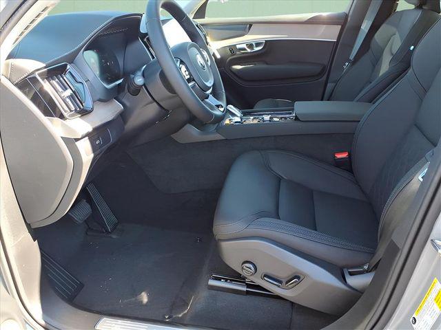 2026 Volvo XC90 Plus, B6 AWD Gas (mild hybrid), Gasoline, Bright, 7 Seats