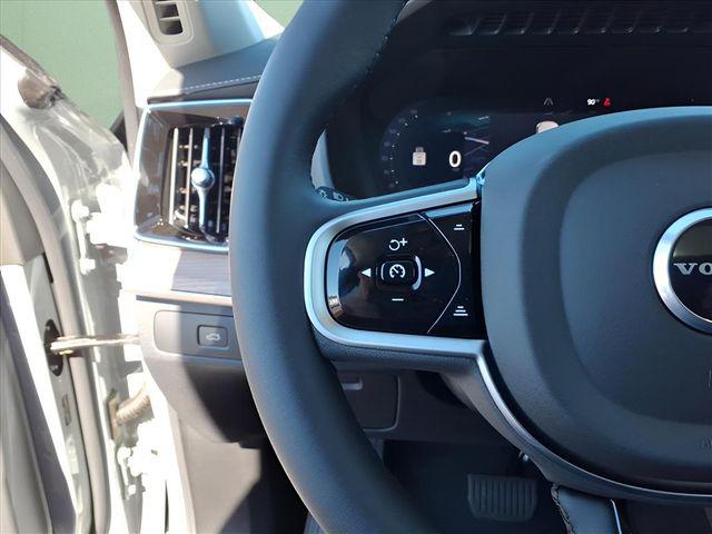 2026 Volvo XC90 Plus, B6 AWD Gas (mild hybrid), Gasoline, Bright, 7 Seats