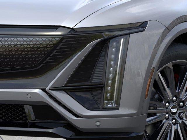 2026 Cadillac iQ V-Series w/1SM