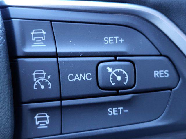 2025 Jeep Grand Cherokee Laredo X 4x4