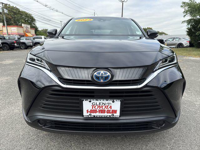 2023 Toyota Venza LE