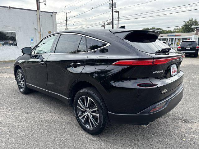 2023 Toyota Venza LE