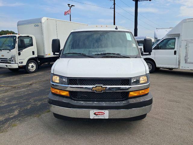 2025 Chevrolet Express Cutaway Work Van
