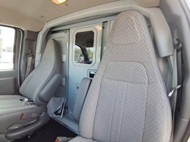 2025 Chevrolet Express Cutaway Work Van