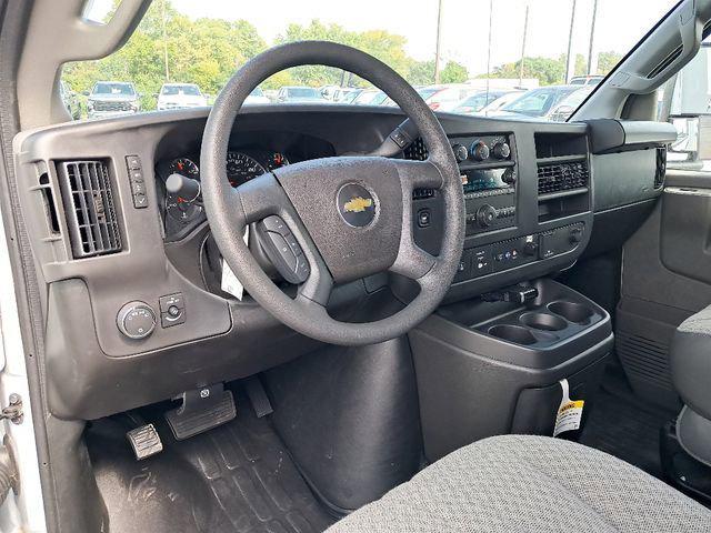 2025 Chevrolet Express Cutaway Work Van