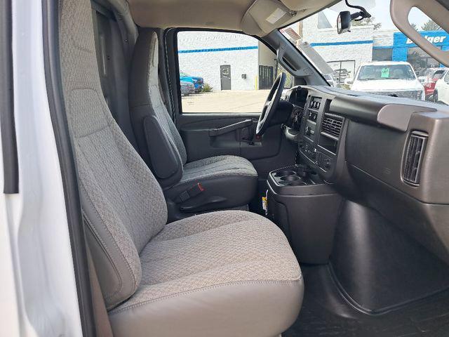 2025 Chevrolet Express Cutaway Work Van