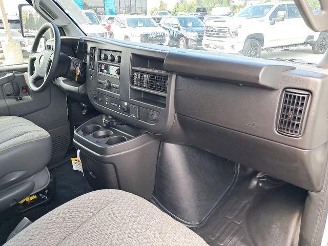 2025 Chevrolet Express Cutaway Work Van