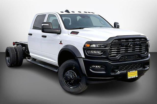2026 RAM Ram 5500 Chassis Cab RAM 5500 TRADESMAN CHASSIS CREW CAB 4X4 60 CA