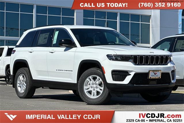 2025 Jeep Grand Cherokee GRAND CHEROKEE LAREDO 4X2