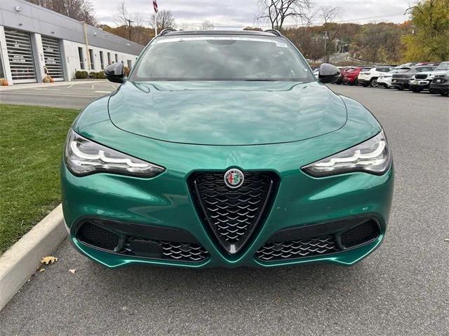 2025 Alfa Romeo Stelvio STELVIO INTENSA AWD 2025 Alfa Romeo Stelvio STELVIO INTENSA AWD