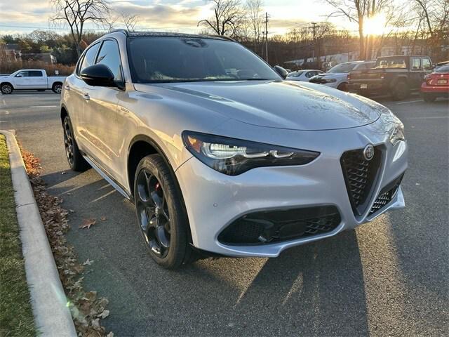 2025 Alfa Romeo Stelvio STELVIO AWD 2025 Alfa Romeo Stelvio STELVIO AWD