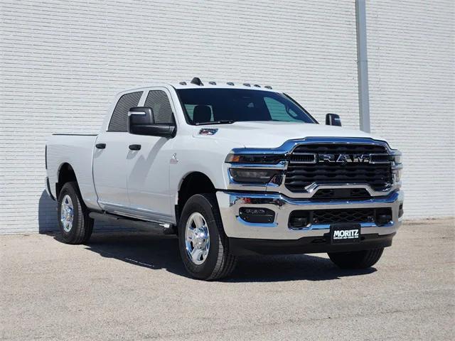 2026 RAM Ram 3500 RAM 3500 TRADESMAN CREW CAB 4X4 64 BOX