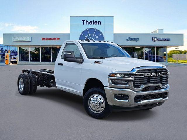 2026 RAM Ram 3500 Chassis Cab RAM 3500 TRADESMAN CHASSIS REGULAR CAB 4X4 84 CA