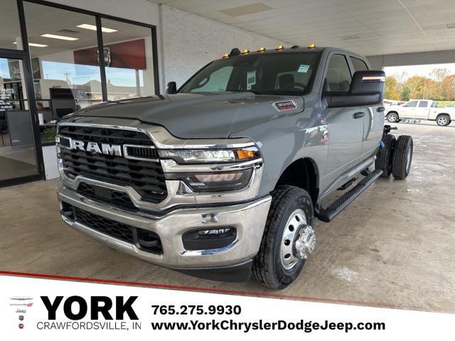 2026 RAM Ram 3500 Chassis Cab RAM 3500 TRADESMAN CREW CAB CHASSIS 4X4 60 CA 2026 RAM Ram 3500 Chassis Cab RAM 3500 TRADESMAN CREW CAB CHASSIS 4X4 60 CA