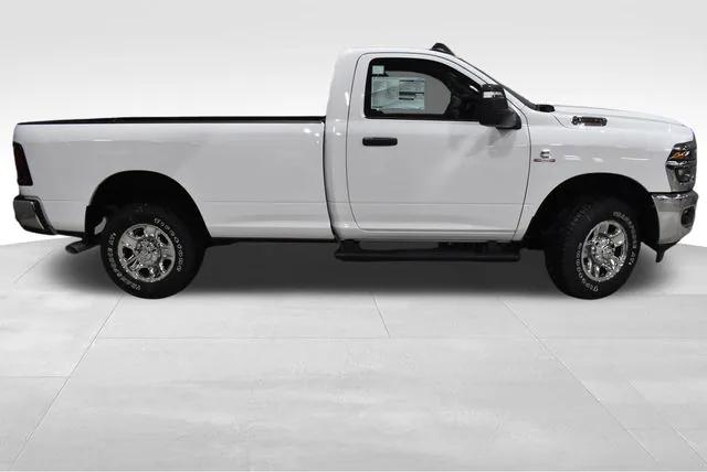 2026 RAM Ram 3500 RAM 3500 TRADESMAN REGULAR CAB 4X4 8 BOX