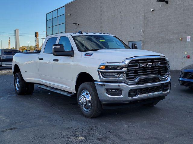 2026 RAM Ram 3500 RAM 3500 TRADESMAN CREW CAB 4X4 8 BOX 2026 RAM Ram 3500 RAM 3500 TRADESMAN CREW CAB 4X4 8 BOX