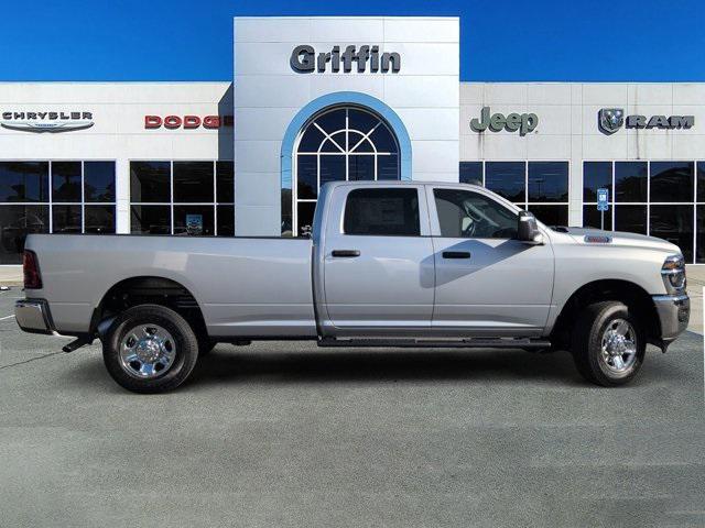 2026 RAM Ram 2500 RAM 2500 TRADESMAN CREW CAB 4X4 8 BOX