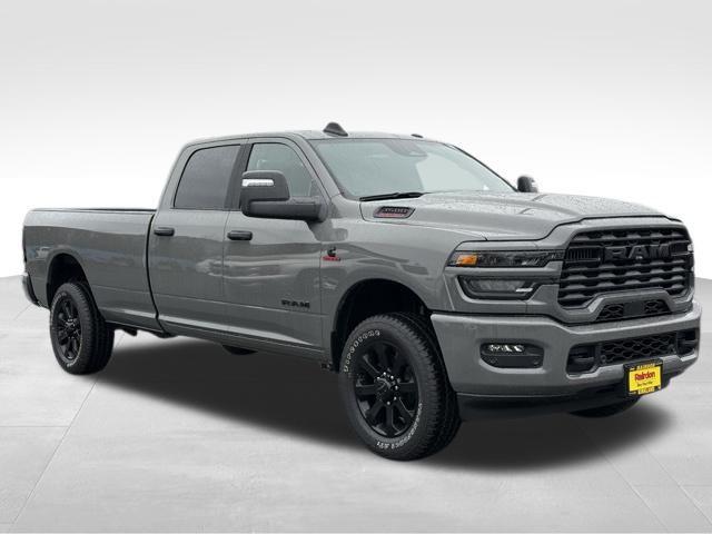 2026 RAM Ram 3500 RAM 3500 BIG HORN CREW CAB 4X4 8 BOX