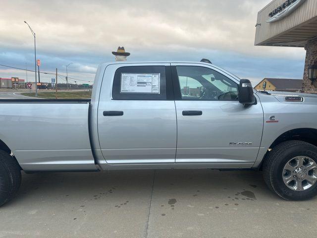 2026 RAM 3500 RAM 3500 BIG HORN CREW CAB 4X4 8 BOX 2026 RAM 3500 RAM 3500 BIG HORN CREW CAB 4X4 8 BOX