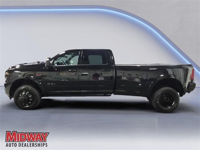 2026 RAM Ram 3500 RAM 3500 LIMITED CREW CAB 4X4 8 BOX